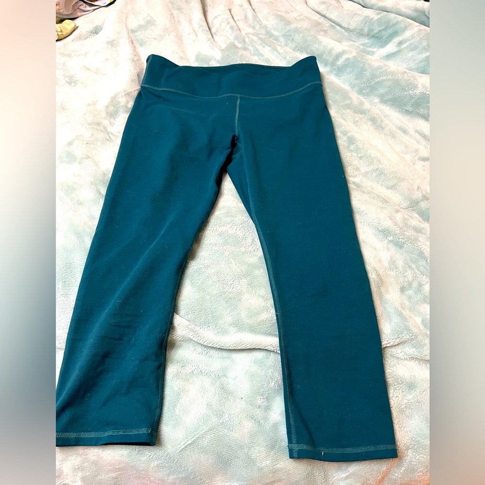 Fabletics leggings. Teal. Size medium.